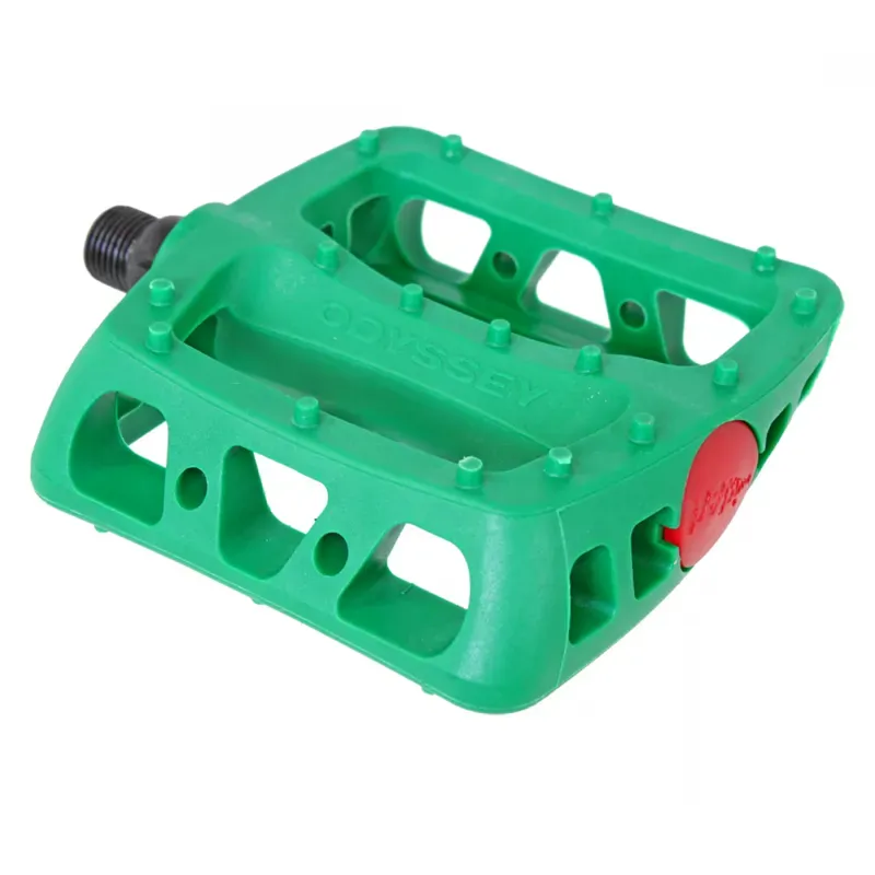 Odyssey Twisted 9/16-inch BMX Pedals in Green