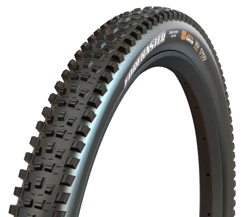 Maxxis Forekaster 27.5 x 2.6 Tubeless Folding Tire in Black