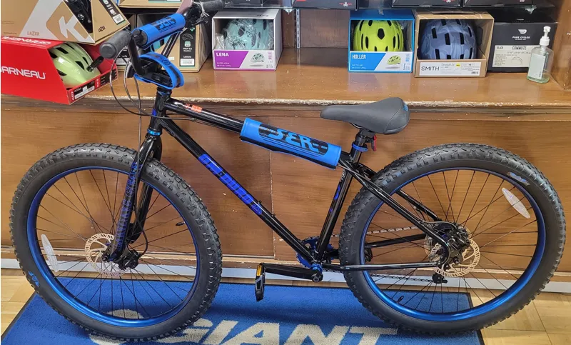 OM-DURO XL 27.5+ BLACK SPARKLE - Discounted for Minor Scratches-2